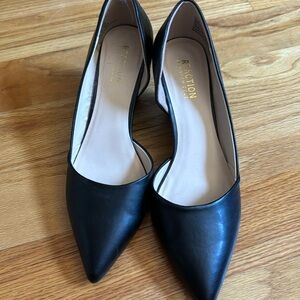Kenneth Cole Reaction Eltinn Wedge Pump